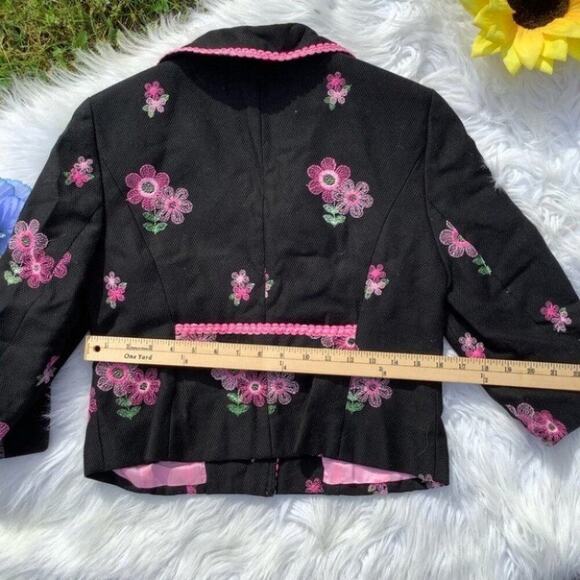 Cynthia Steffe Black Blazer Flower Embroidered Medium Pink Black Chic Kawaii - Picture 4 of 8